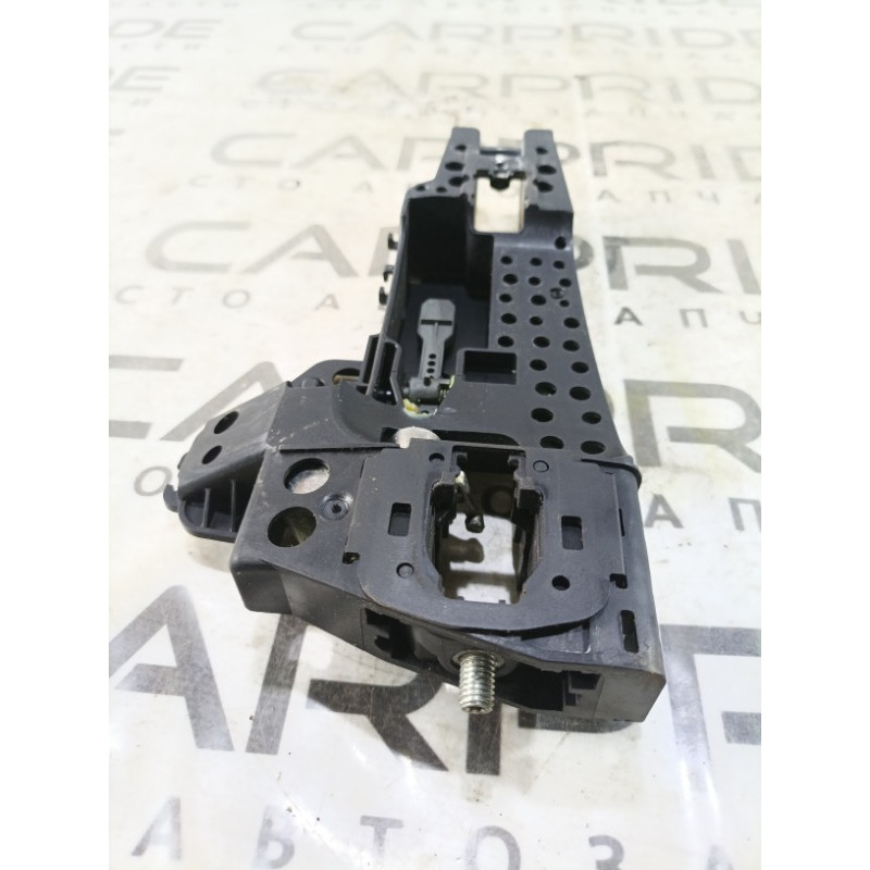 Кронштейн ручки двери (кузов и элементы) Audi A4 B8