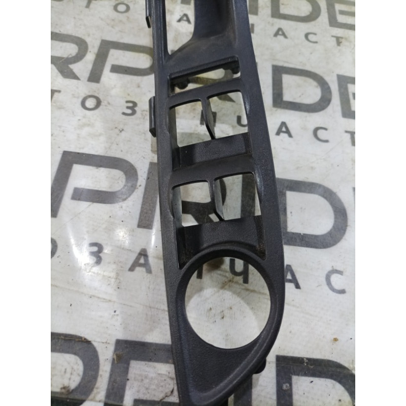 Накладка кнопок стеклоподъемника (салон) FORD Focus MK3 2015 2.0 CV6Z-14525-CB