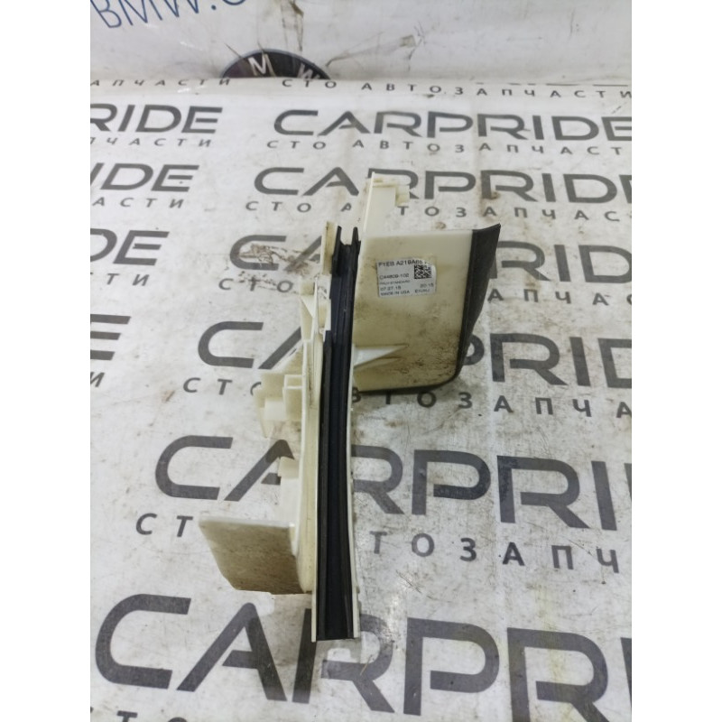 Направляющая стекла двери (кузов и элементы) FORD Focus MK3 2015 2.0 f1eba219a65fd