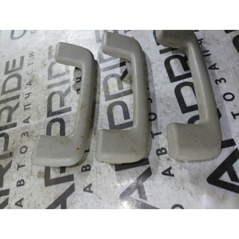 Ручка потолка (салон) Mitsubishi Outlander GF 2017 2.4 7610A111YA