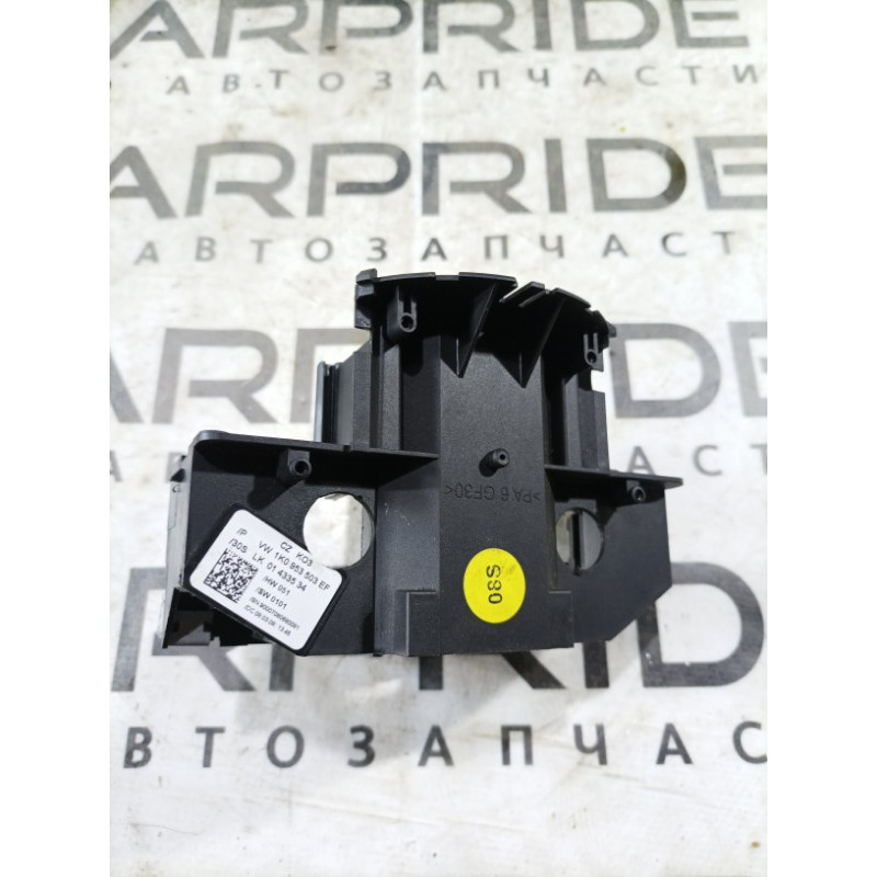 Корпус подрулевого переключателя (электрика) Volkswagen Golf 1K 2.5 1K0953503