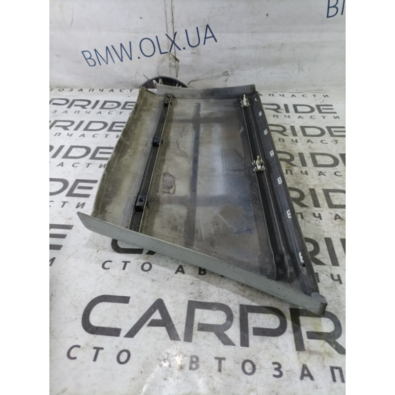 Молдинг крыла (кузов и элементы) Mercedes-Benz E-class W124 1990 3.2 1246903840r