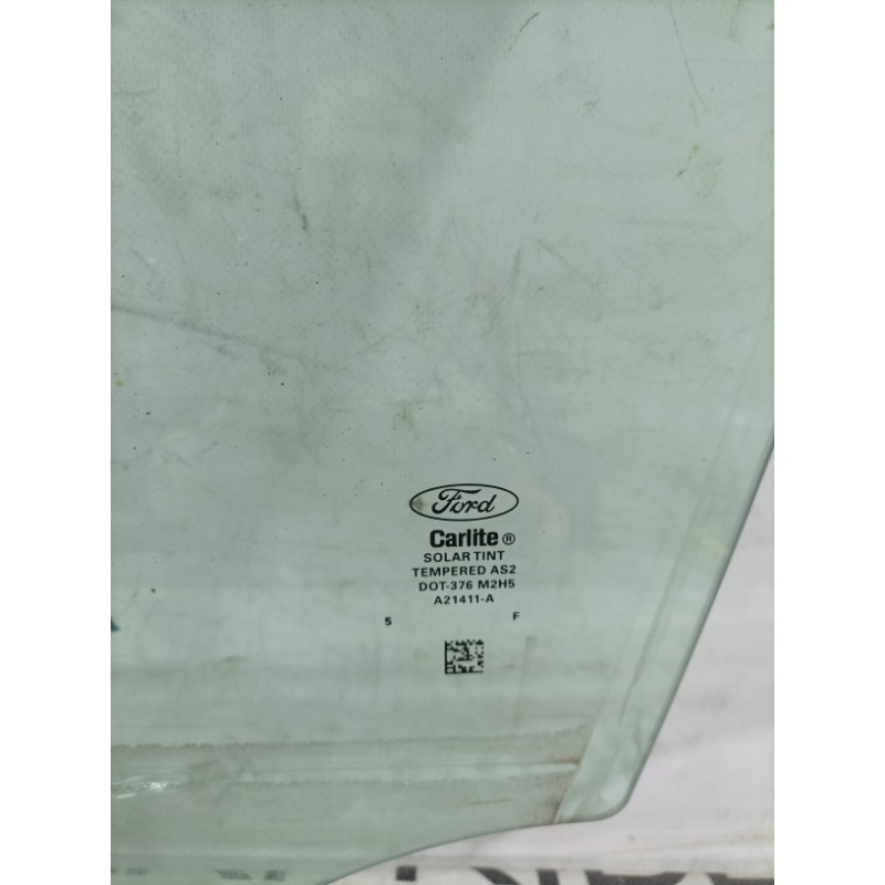 Стекло (кузов и элементы) FORD Focus MK3 2015 2.0 F1EZ5821411A