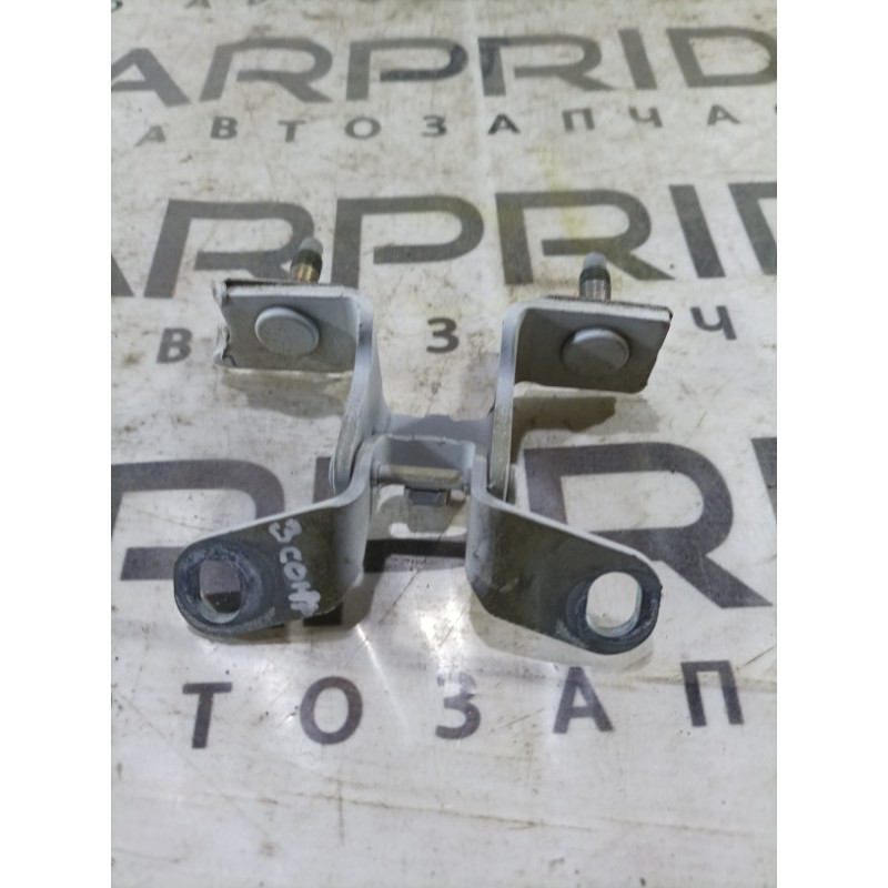 Петля багажника (кузов и элементы) Jeep Compass MK49 2011 2.4 4589531AA