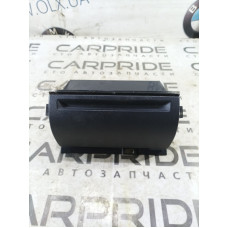 Бардачок центральной консоли