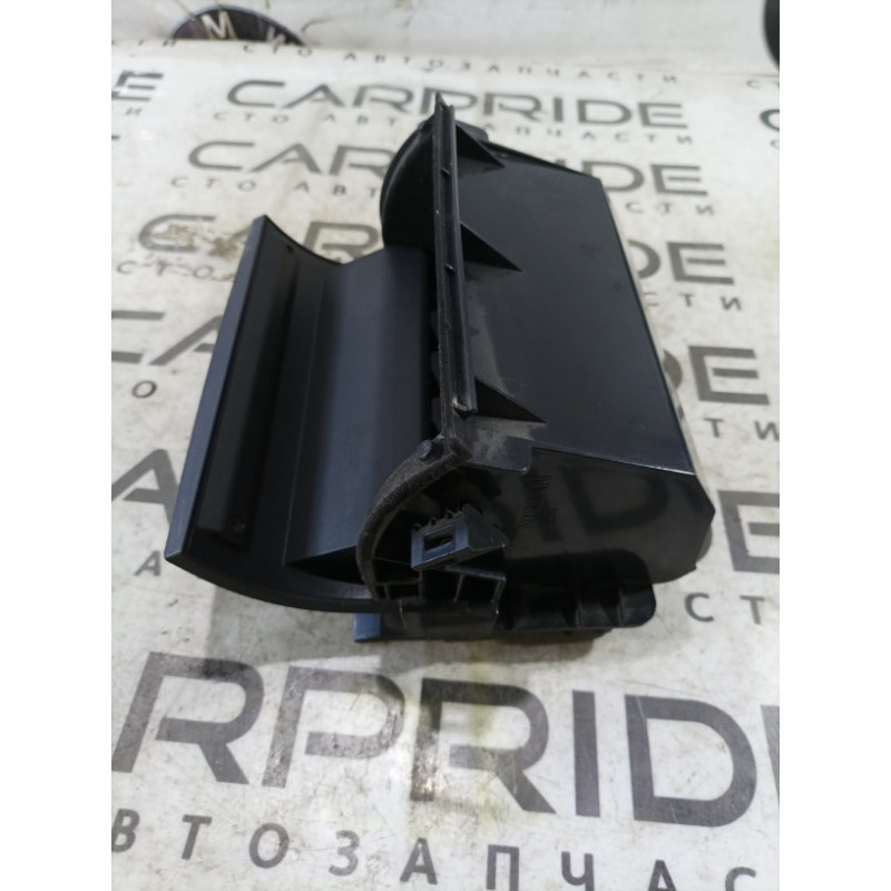 Бардачок центральной консоли (салон) Infiniti G35 V35