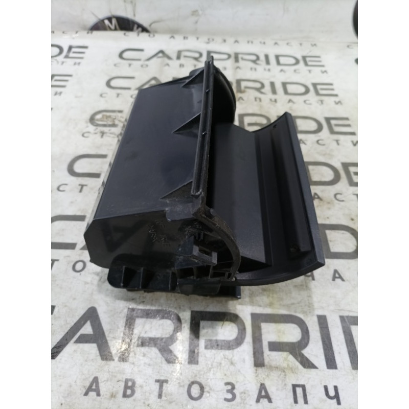 Бардачок центральной консоли (салон) Infiniti G35 V35