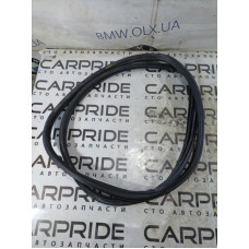 Ущільнювач дверей