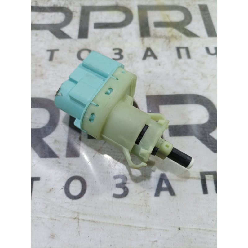 Концевик педали тормоза (электрика / датчики) FORD Mustang MK6 2017 2.3 gl3t9g854ba