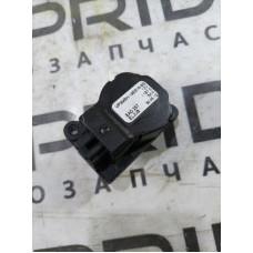 Привод заслонки отопителя