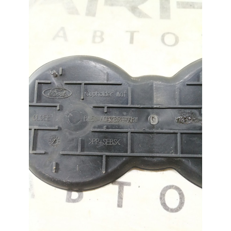 Коврик центральной консоли (салон) FORD Focus MK3 2013 2.0 CV6Z5813562AB