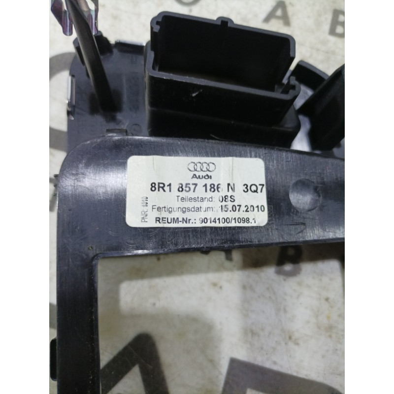 Рамка магнитофона (салон) Audi Q5 8R 8r1857186n