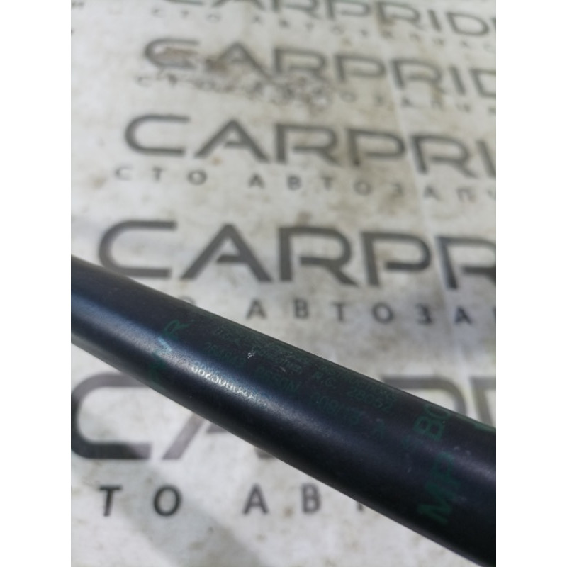 Амортизатор багажника (кузов и элементы) Jeep Compass MP 2018 2.4 68250004ac