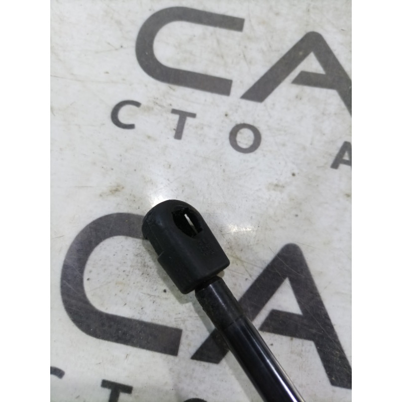 Амортизатор багажника (кузов и элементы) Jeep Compass MP 2018 2.4 68250005ac