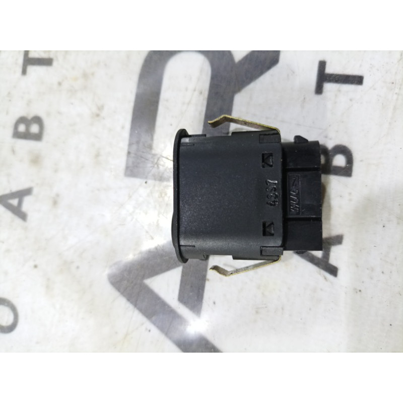 Кнопка противотуманных фар (электрика / кнопки) BMW 3-series E36 1997 M52b28 61311387055