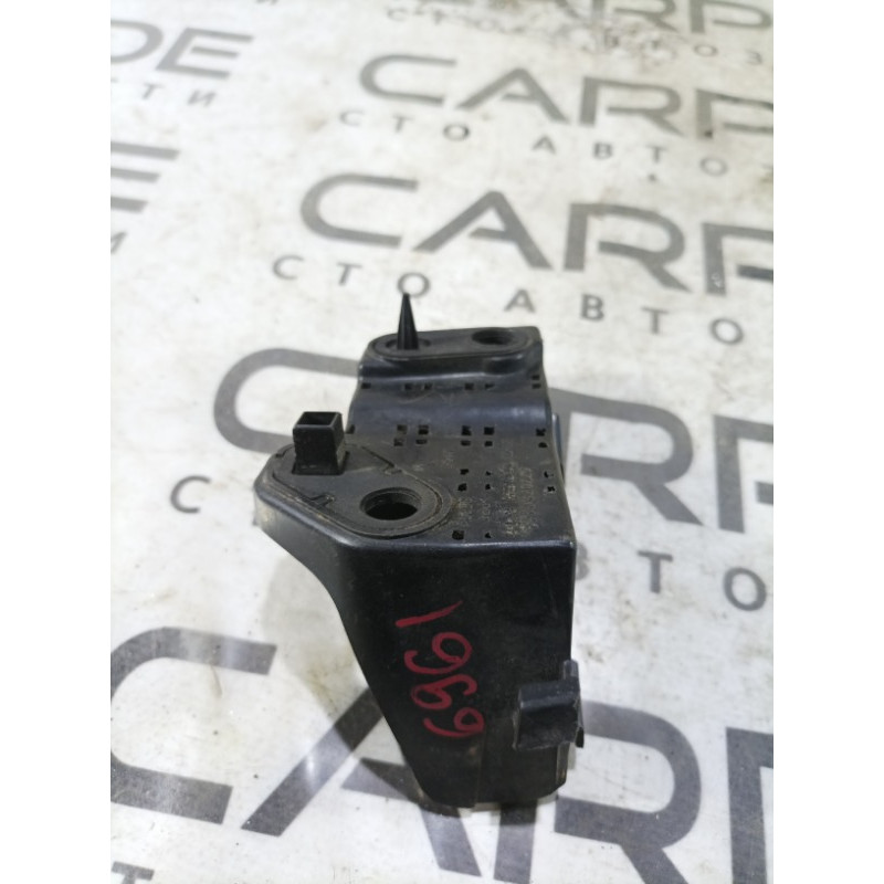 Крепление бампера (кузов и элементы) Subaru Forester SJ 2016 2.5 57707sg060