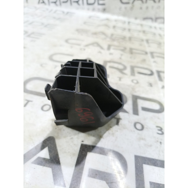 Крепление бампера (кузов и элементы) Subaru Forester SJ 2016 2.5 57707sg060