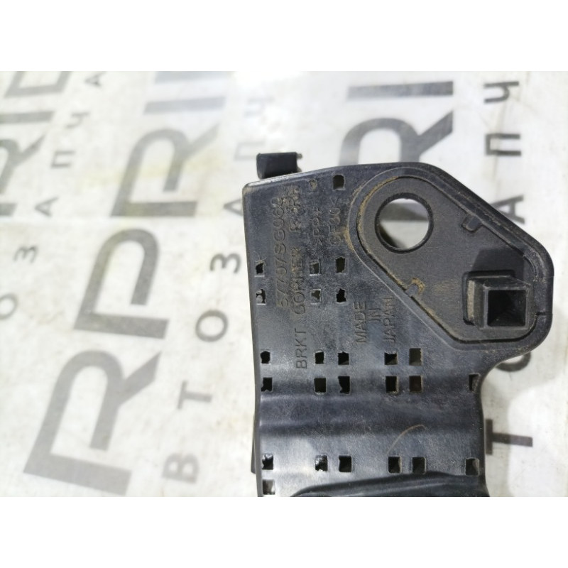 Крепление бампера (кузов и элементы) Subaru Forester SJ 2016 2.5 57707sg060