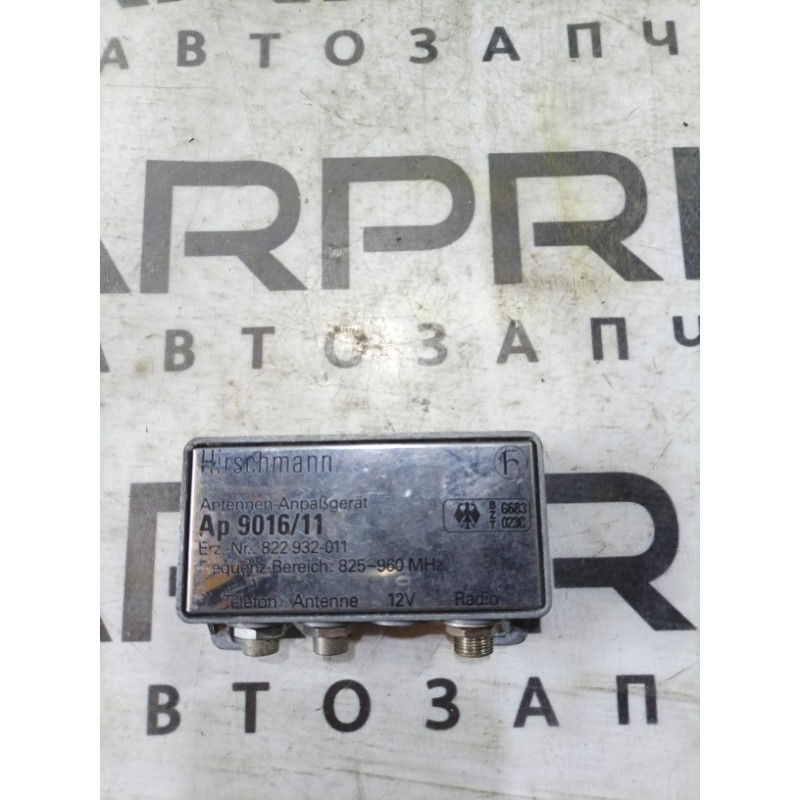 Блок управления антенной (электрика / блок управления) Mercedes-Benz E-class W124 1990 3.2 822932-011