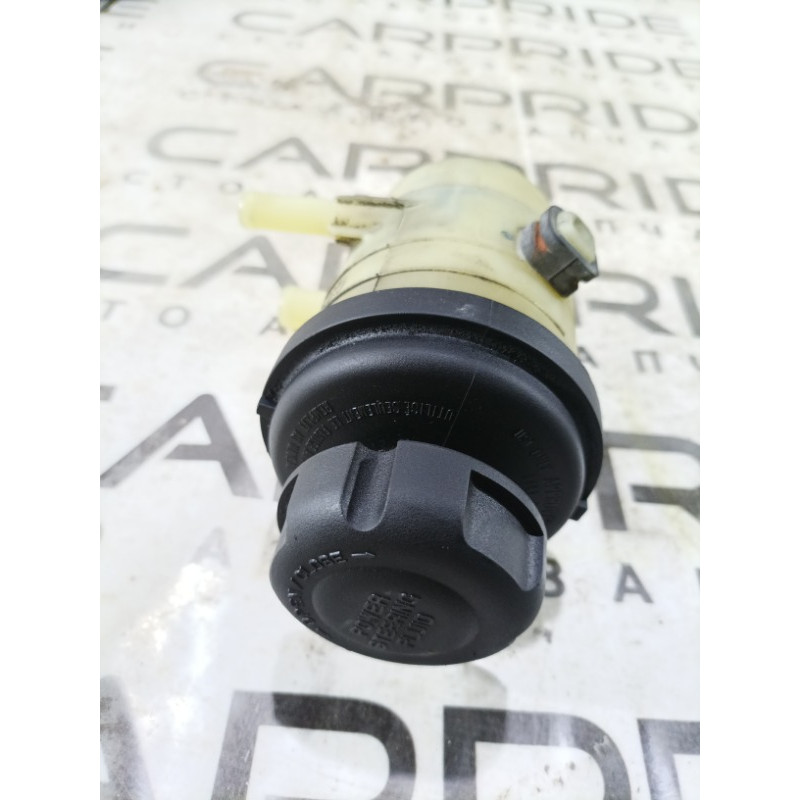 Бачок гидроусилителя (рулевое управление) KIA Sorento UM 2013 2.4 571502P000