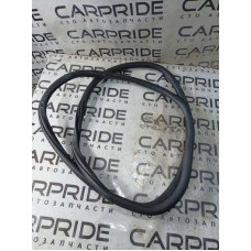 Уплотнитель проема двери