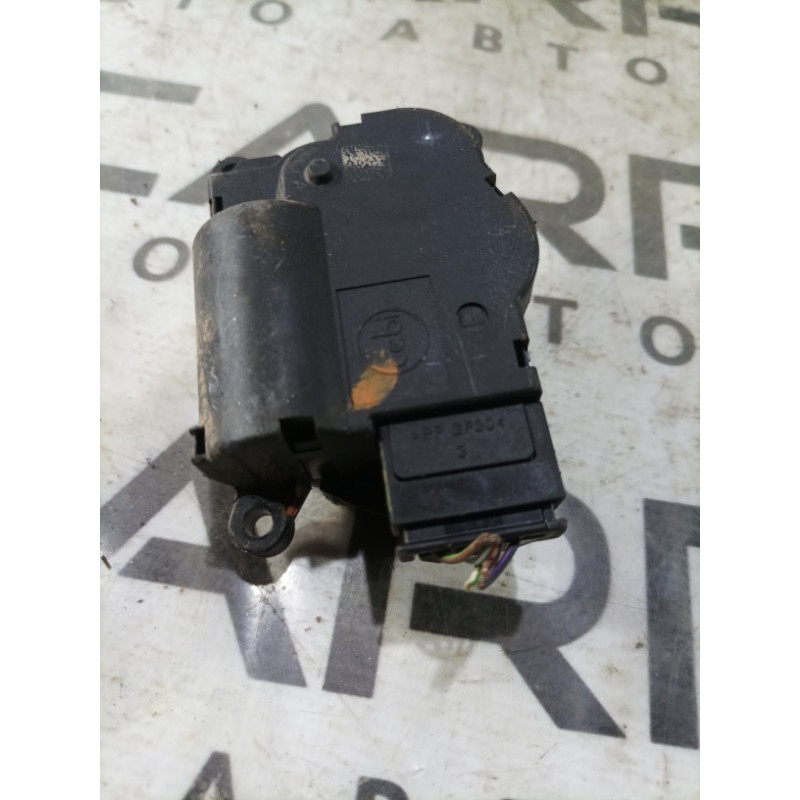 Привод заслонки отопителя (отопление и кондиционирование) Jeep Compass MP 2018 2.4 mr1138004211