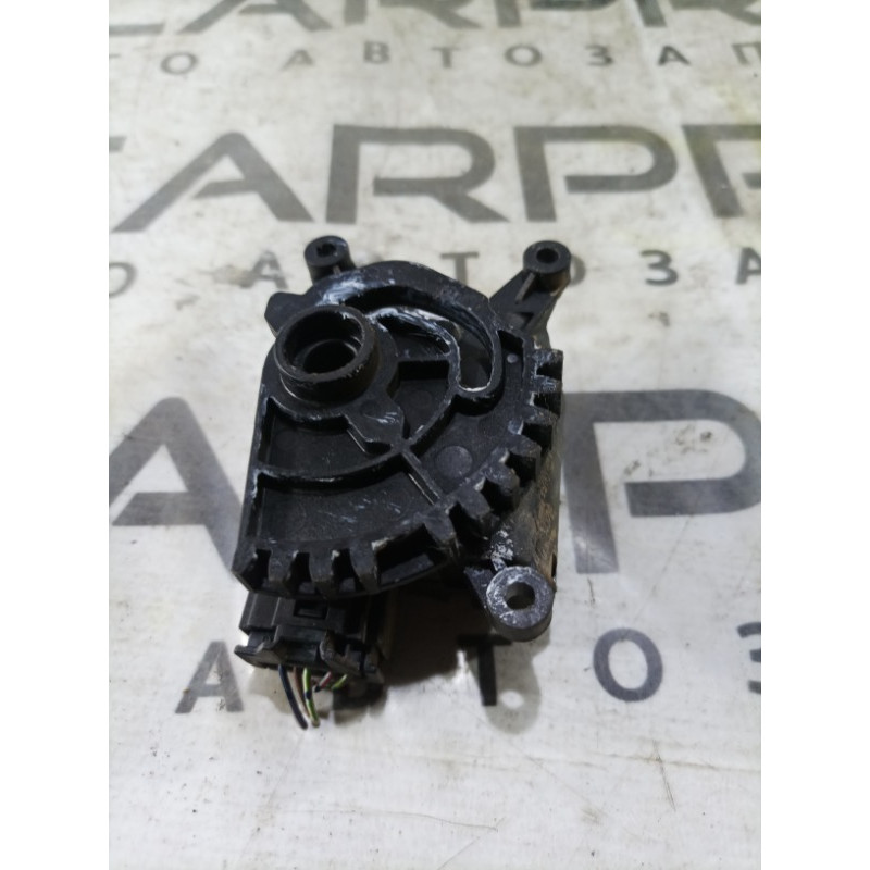 Привод заслонки отопителя (отопление и кондиционирование) Jeep Compass MP 2018 2.4 mr1138004211