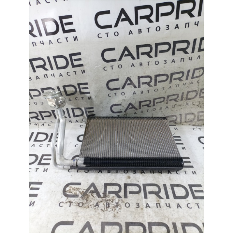 Випаровувач кондиціонера (обігрів та кондиціювання.) BMW 3-series F30 2014 N20B20 64116975553