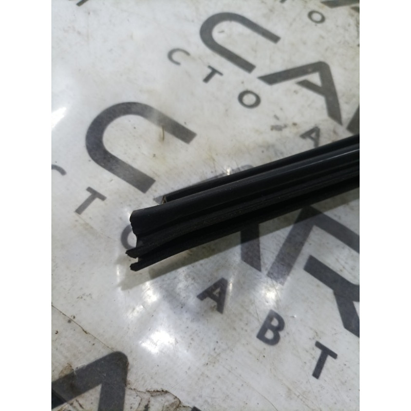 Молдинг стекла внутренний (наружные элементы кузова) Mercedes-Benz E-class W211 2008 3.5 a2117250165