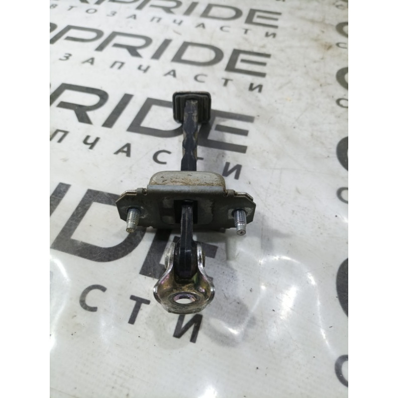 Ограничитель двери (кузов и элементы) Subaru Forester SJ 2016 2.5 61124SG005