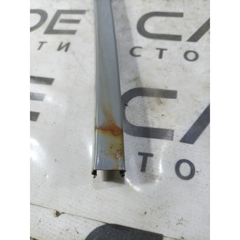 Направляющая стекла двери (кузов и элементы) Subaru Forester SJ 2016 2.5 61240SG111