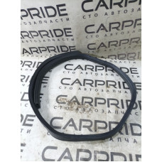 Уплотнитель капота