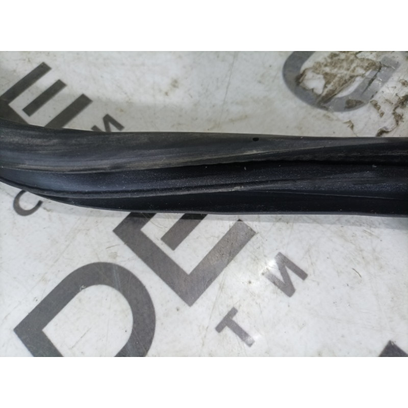 Уплотнитель (кузов и элементы) Subaru Outback BS 2016 2.5