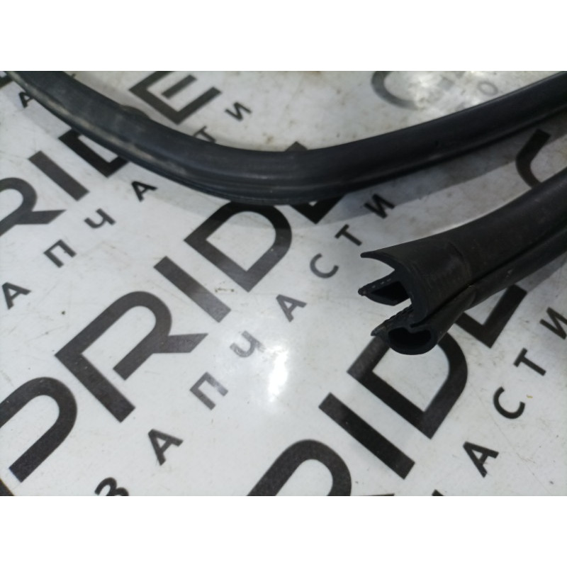 Уплотнитель (кузов и элементы) Subaru Outback BS 2016 2.5