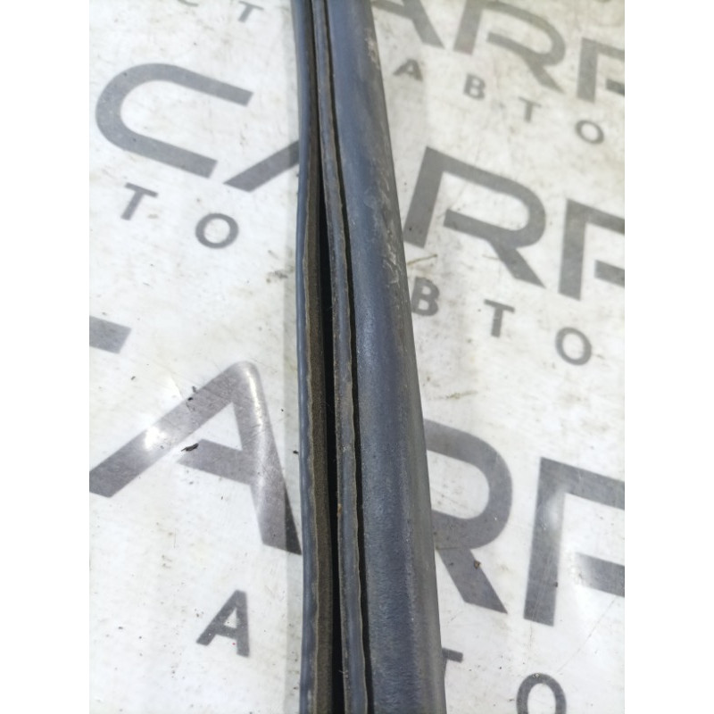 Уплотнитель (кузов и элементы) Jeep Compass MK49 2011 2.4