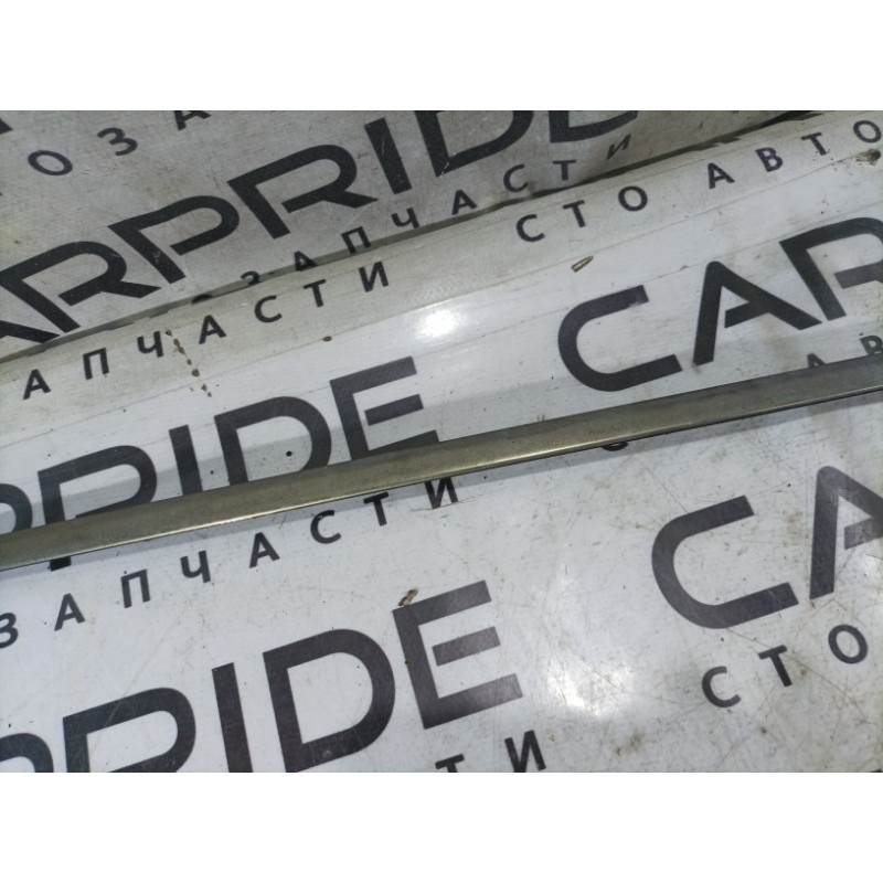 Молдинг стекла (кузов и элементы) Mercedes-Benz E-class W124 1990 3.2