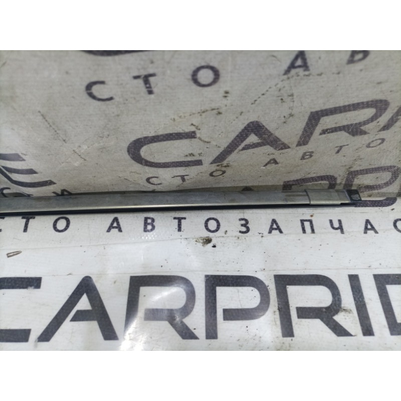 Молдинг стекла (кузов и элементы) Mercedes-Benz E-class W124 1990 3.2