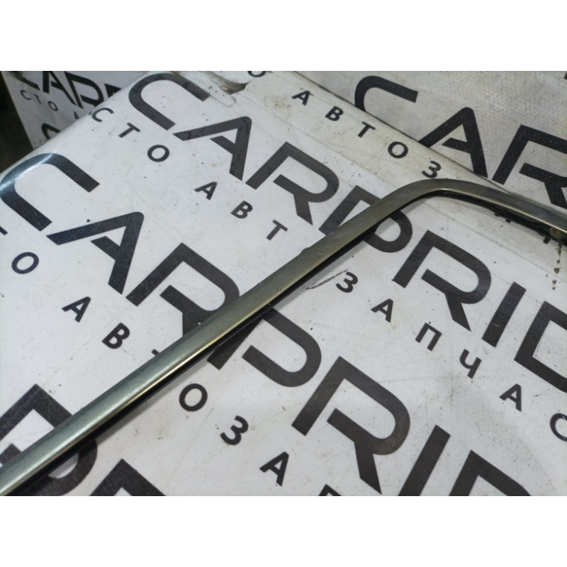 Молдинг стекла (кузов и элементы) Mercedes-Benz E-class W124 1990 3.2