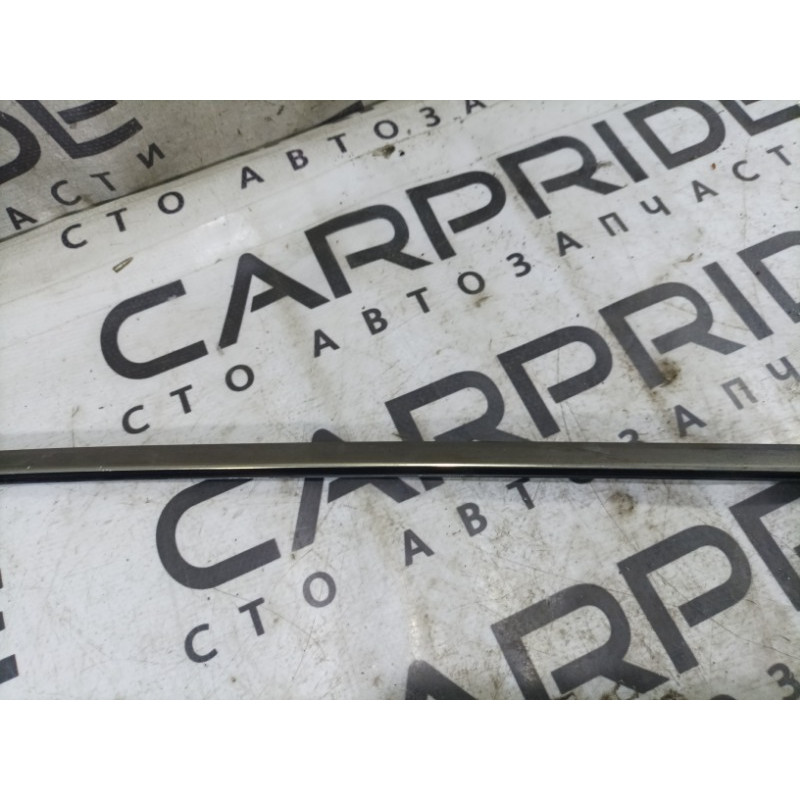 Молдинг стекла (кузов и элементы) Mercedes-Benz E-class W124 1990 3.2