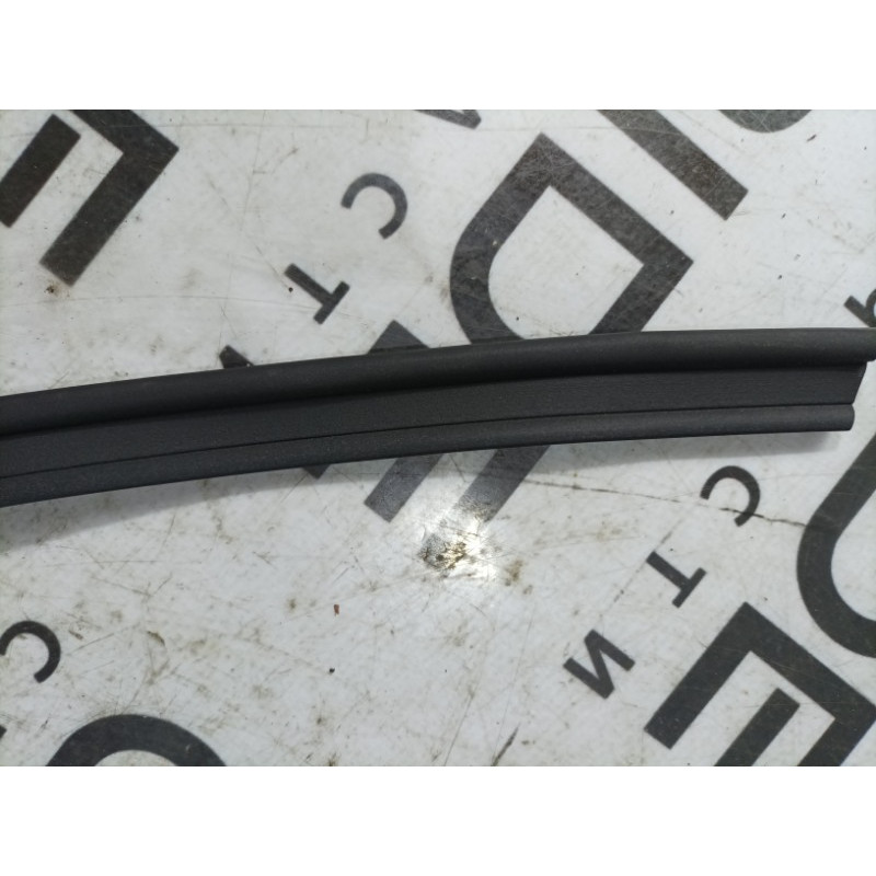 Уплотнитель (кузов и элементы) Mercedes-Benz GL X164 2012 4.6 a1646904798