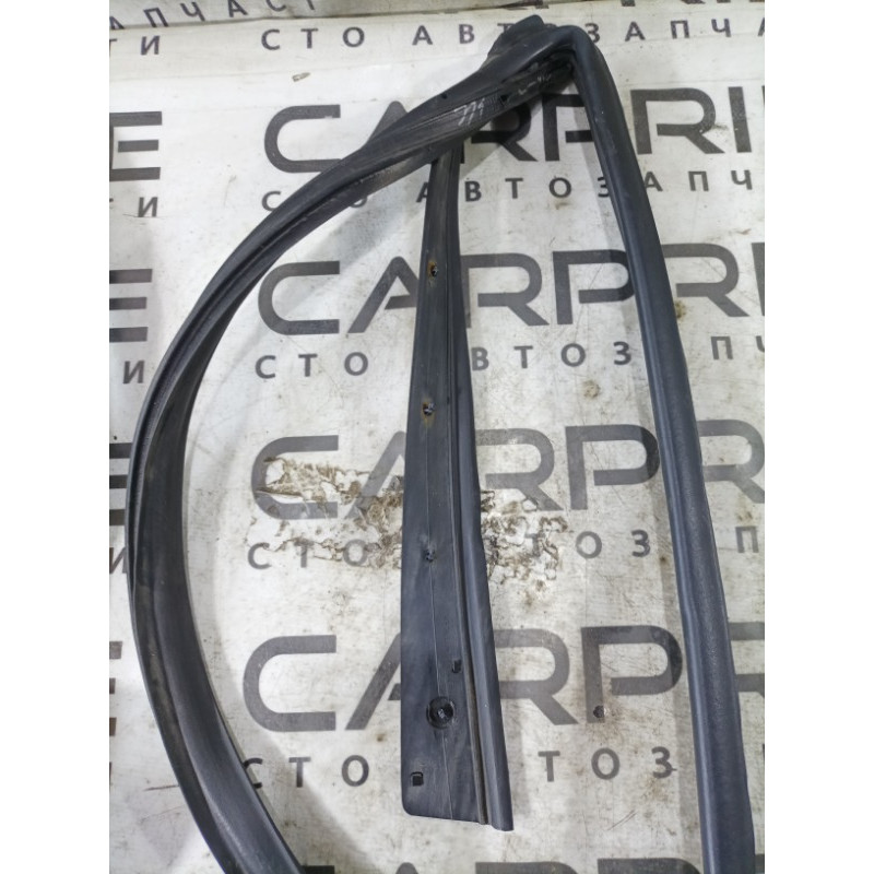 Уплотнитель (кузов и элементы) Subaru Outback BS 2016 2.5