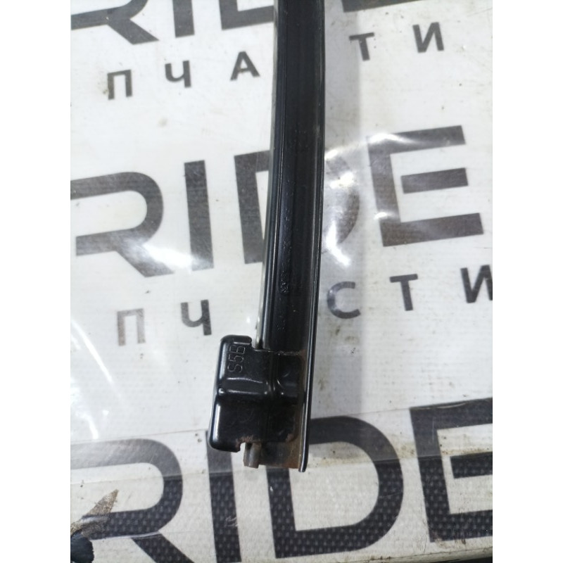 Направляющая стекла двери (кузов и элементы) Subaru Outback BS 2016 2.5 62240AL02A