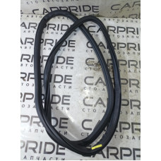 Уплотнитель проема двери