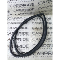 Ущільнювач дверей