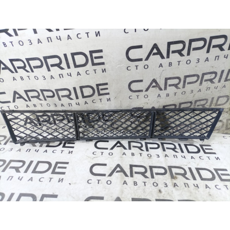 Решетка бампера (кузов и элементы) BMW 5-series F10 2011 3.0 N55B30 51117285950