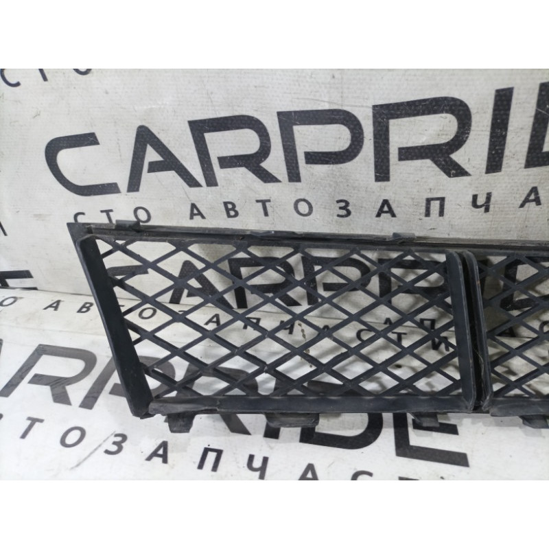 Решетка бампера (кузов и элементы) BMW 5-series F10 2011 3.0 N55B30 51117285950