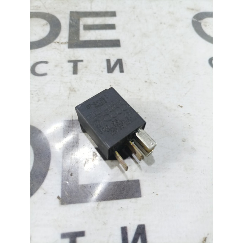 Реле (електрика) Audi A6 C6 8z0951253