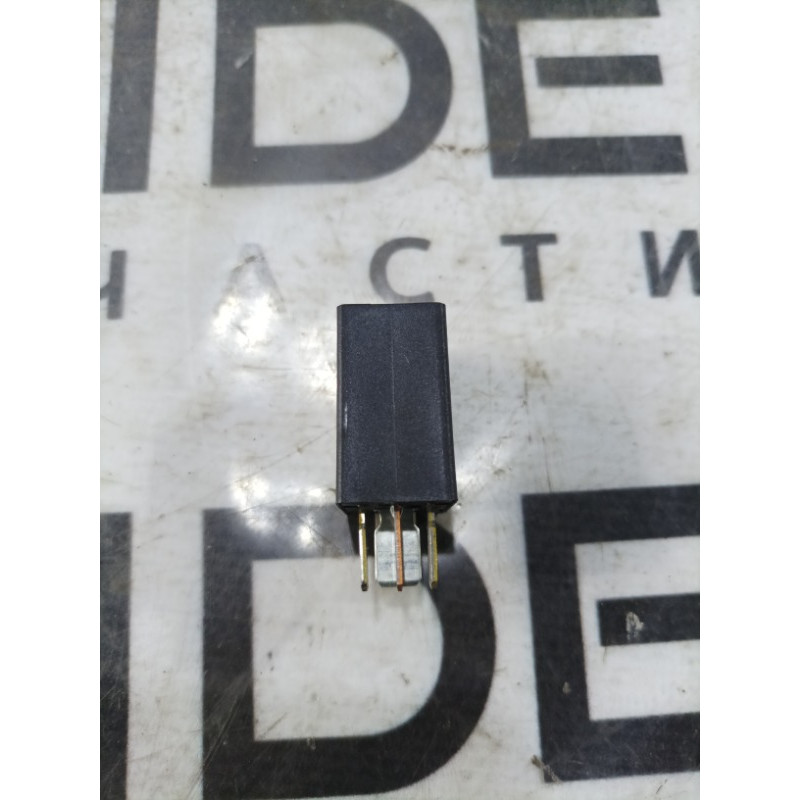 Реле (электрика) Ford Explorer MK3 f57b14b192aa