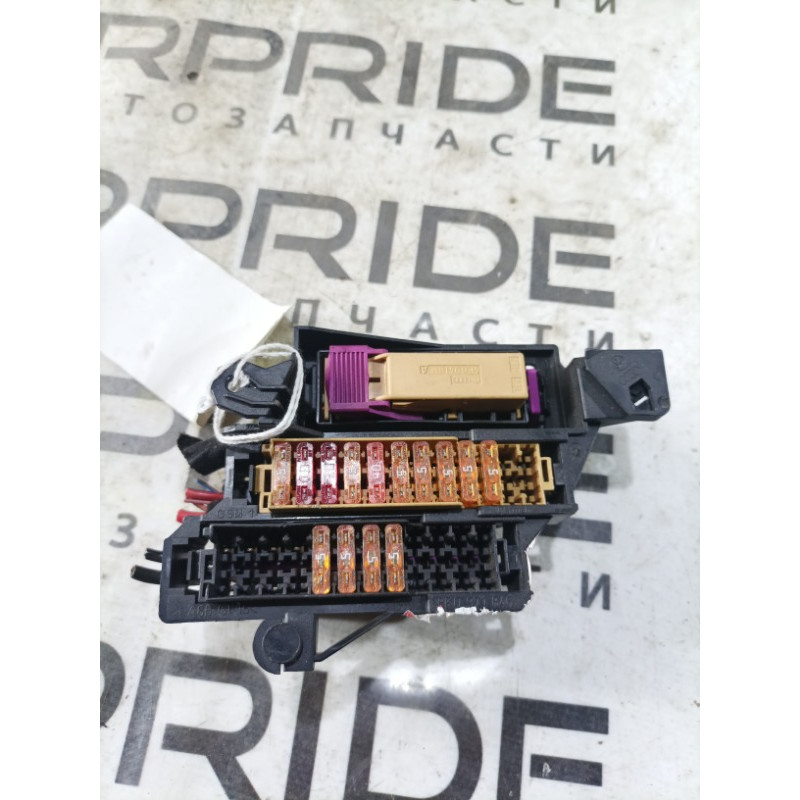 Блок предохранителей (электрика) Audi A4 B8 8k0971846