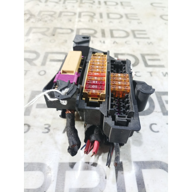 Блок предохранителей (электрика) Audi A4 B8 8k0971846